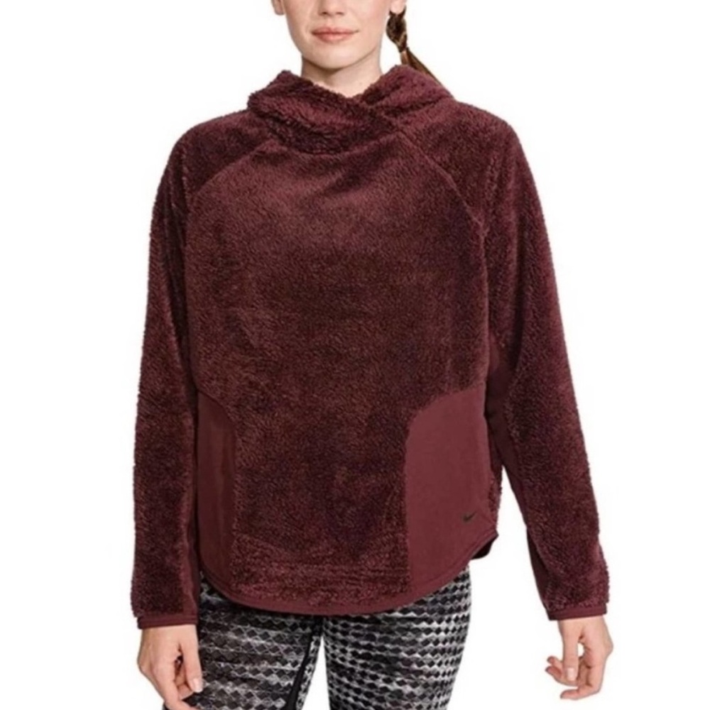 NIKE Sherpa‎ Therma Fleece Training Hoodie Women’s Size Medium Burgundy